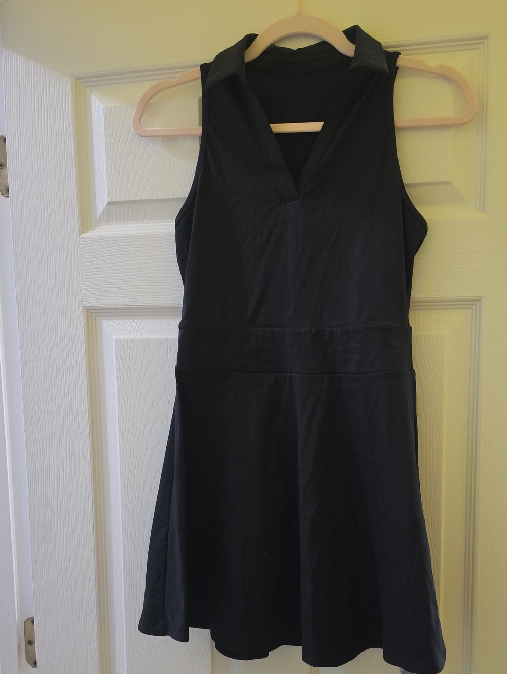 HALARA Black Sleeveless V-Neck Fit & Flare Mini Dress